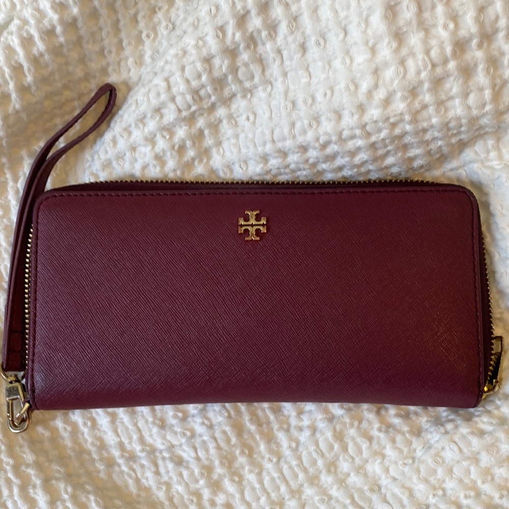 Tory Burch - Burgundy Continental Wallet